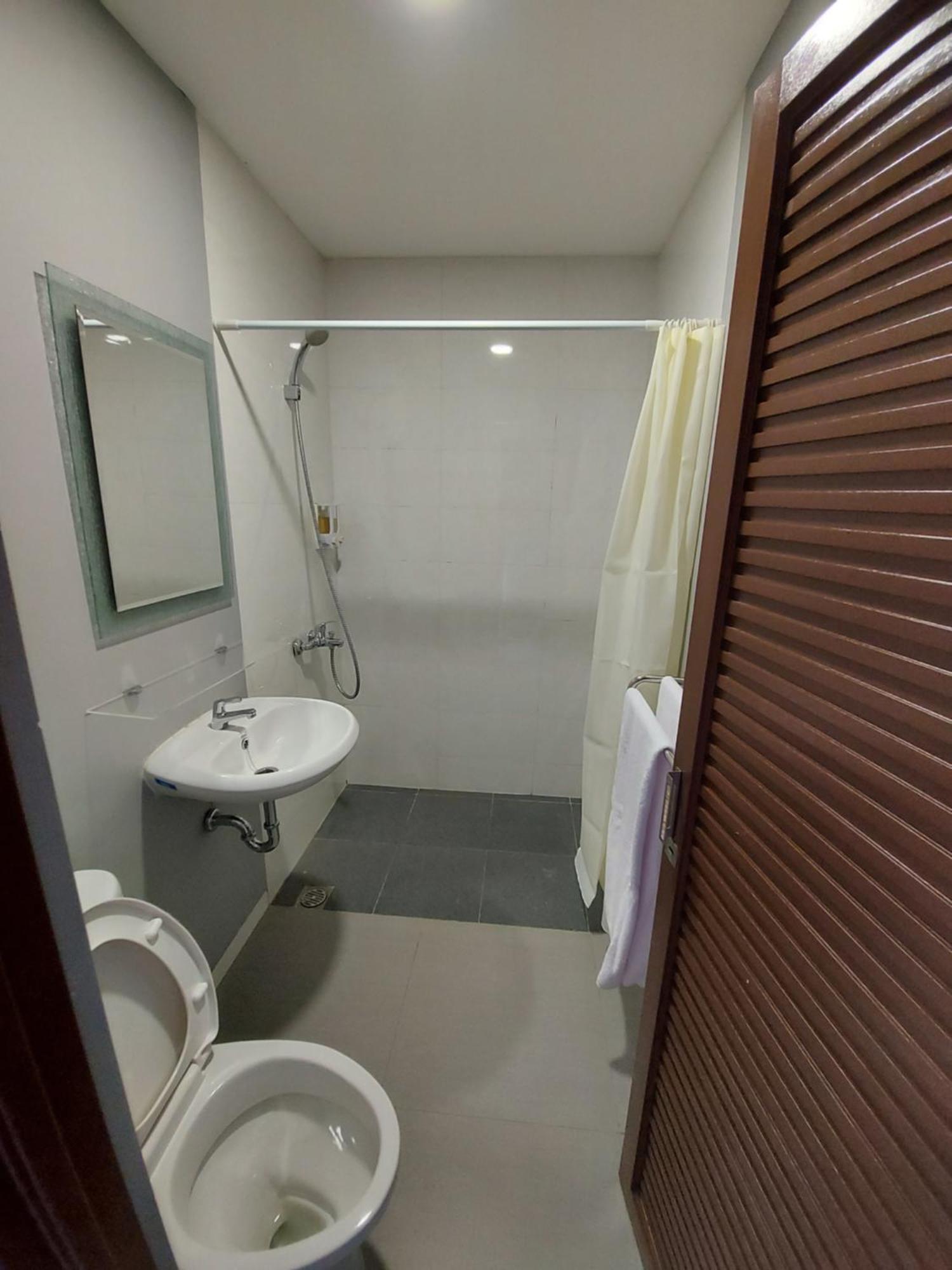 Yellow Guest House Uluwatu  Exterior photo